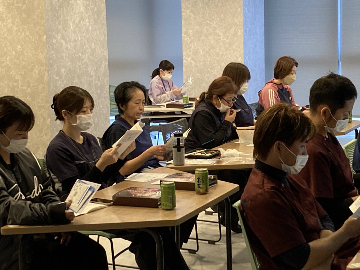 片頭痛発作の発症を抑制する治療薬についての勉強会を開催|那覇セントラルクリニック(那覇市)