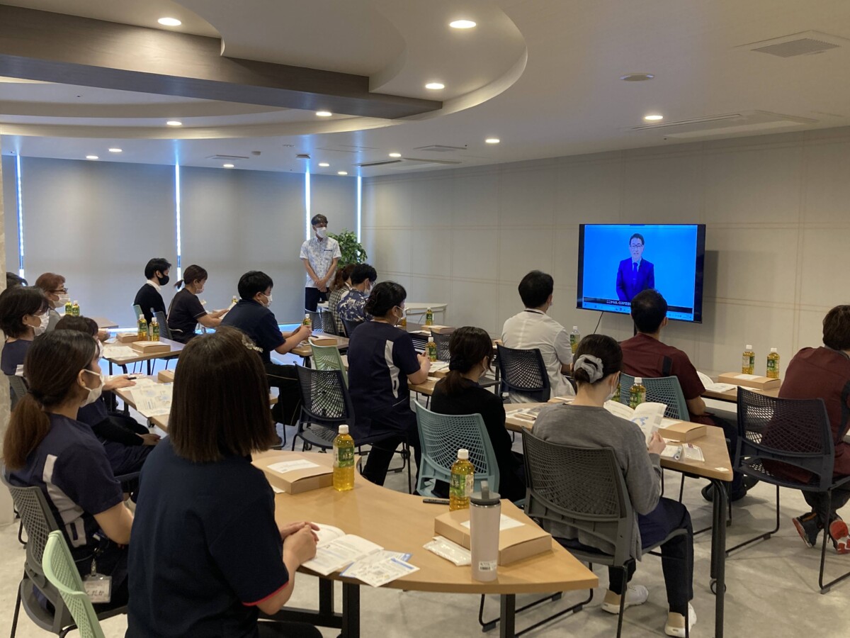 片頭痛治療勉強会開催｜那覇セントラルクリニック（那覇市）